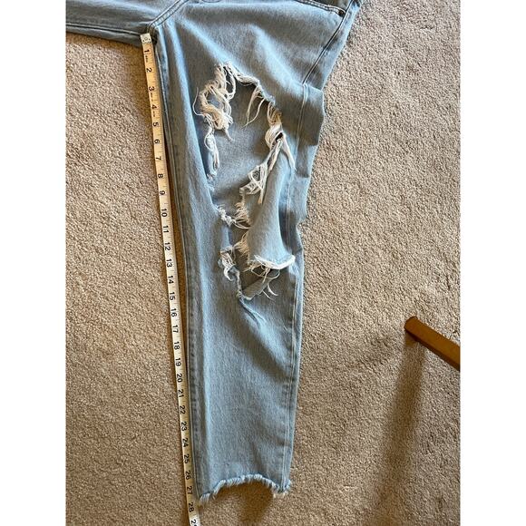 Levi's Womens Premium Wedgie Straight Jeans Size 28 Destroyed Button Fly Hi Rise - Picture 11 of 11